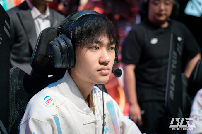 比赛一开始 比赛一开始